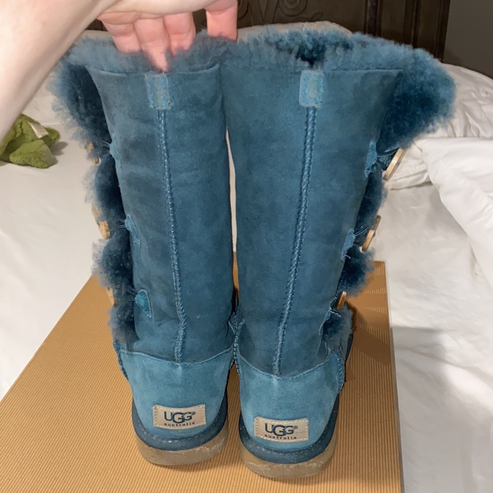 Ugg Teal Blue Tall Bailey Button - image 2